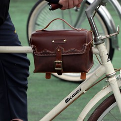 leather handlebar bag 23 leather handlebar bag 23